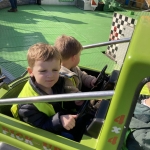 't Is kermis op de kermis!